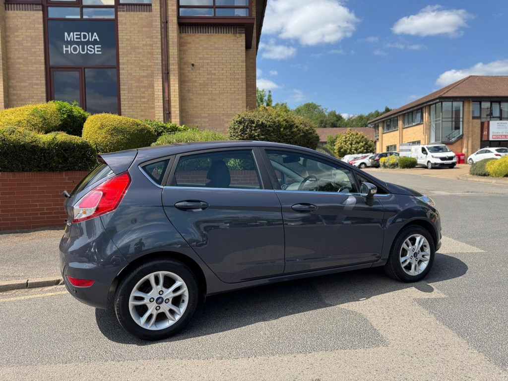 View FORD FIESTA 1.0 T EcoBoost Zetec