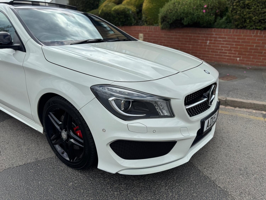 View MERCEDES-BENZ CLA 2.1 CLA220 CDI AMG Sport