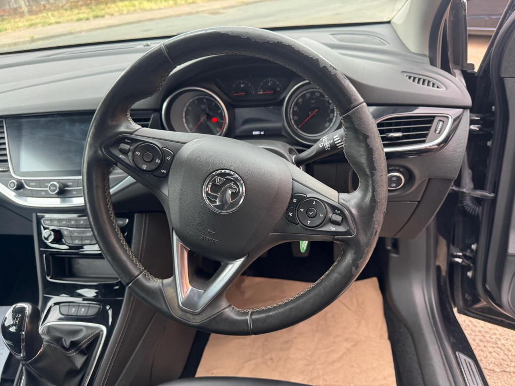 VAUXHALL ASTRA