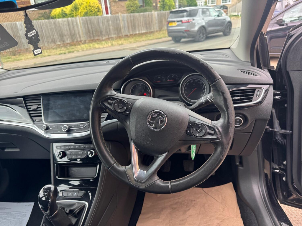VAUXHALL ASTRA