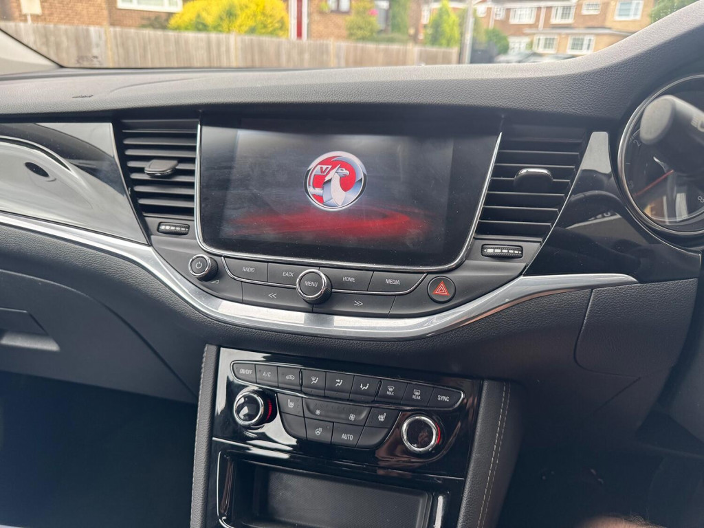 VAUXHALL ASTRA