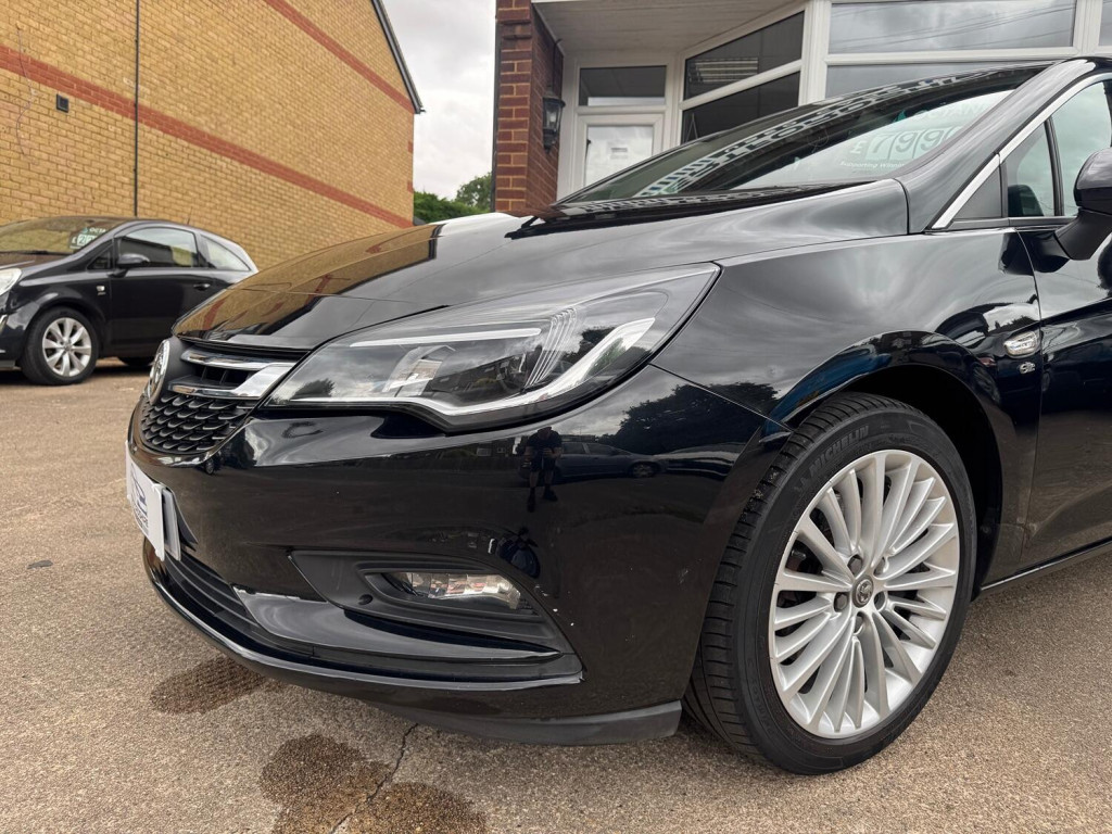View VAUXHALL ASTRA 1.6 i Turbo GPF Elite Nav