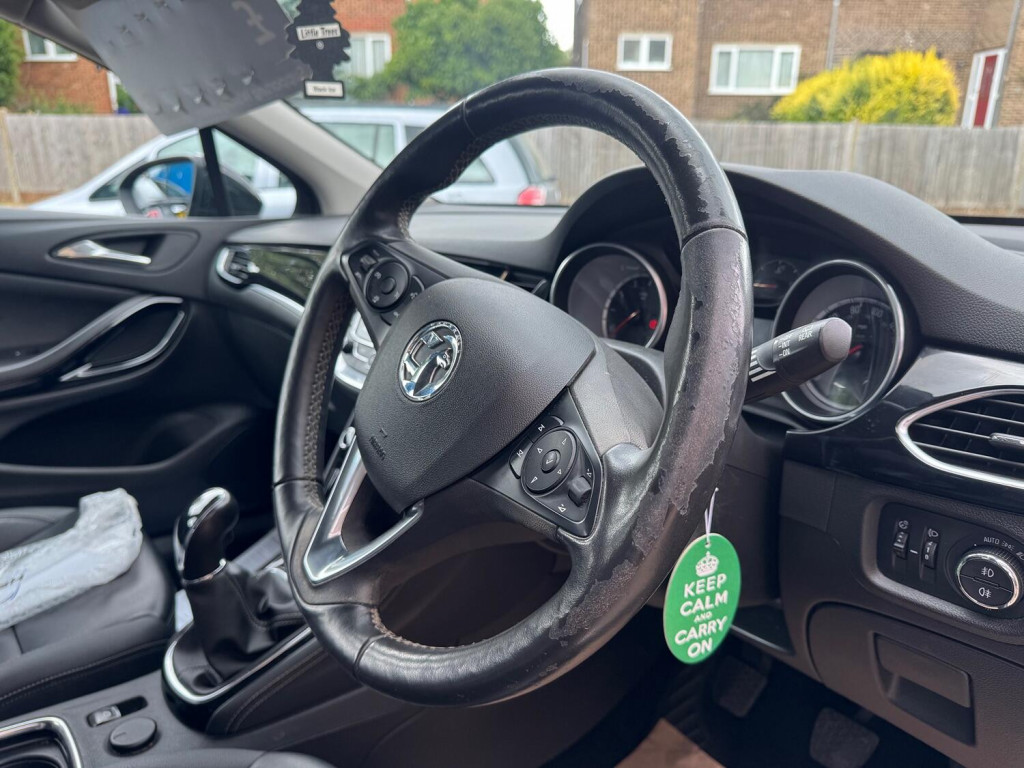 VAUXHALL ASTRA
