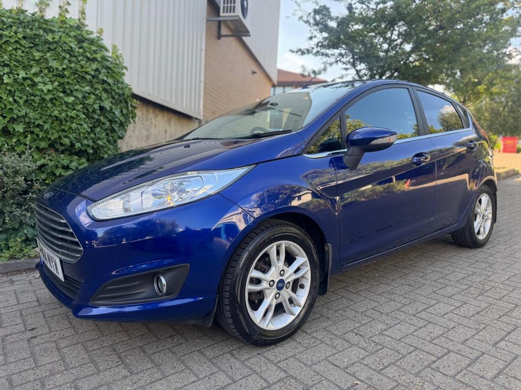 View FORD FIESTA 1.0 T EcoBoost Zetec