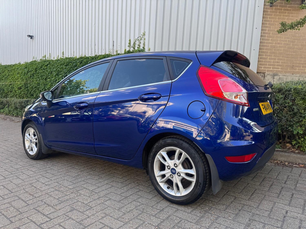 View FORD FIESTA 1.0 T EcoBoost Zetec