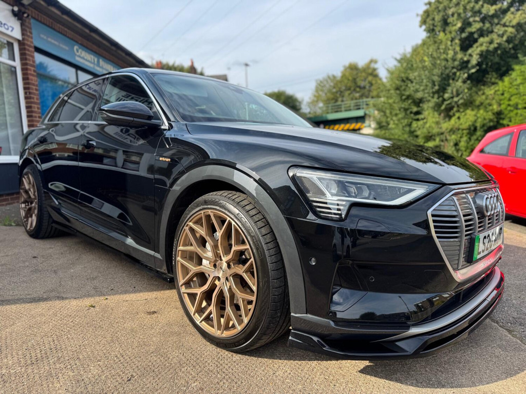 View AUDI E-TRON 50 Technik Special Edition 