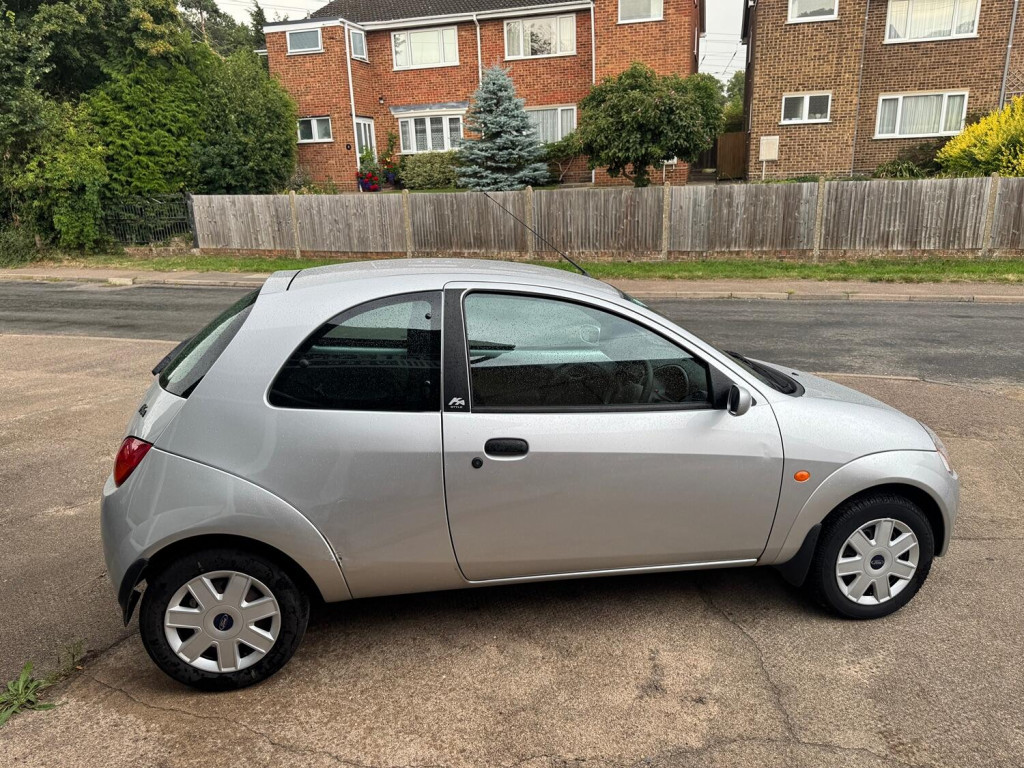 FORD KA