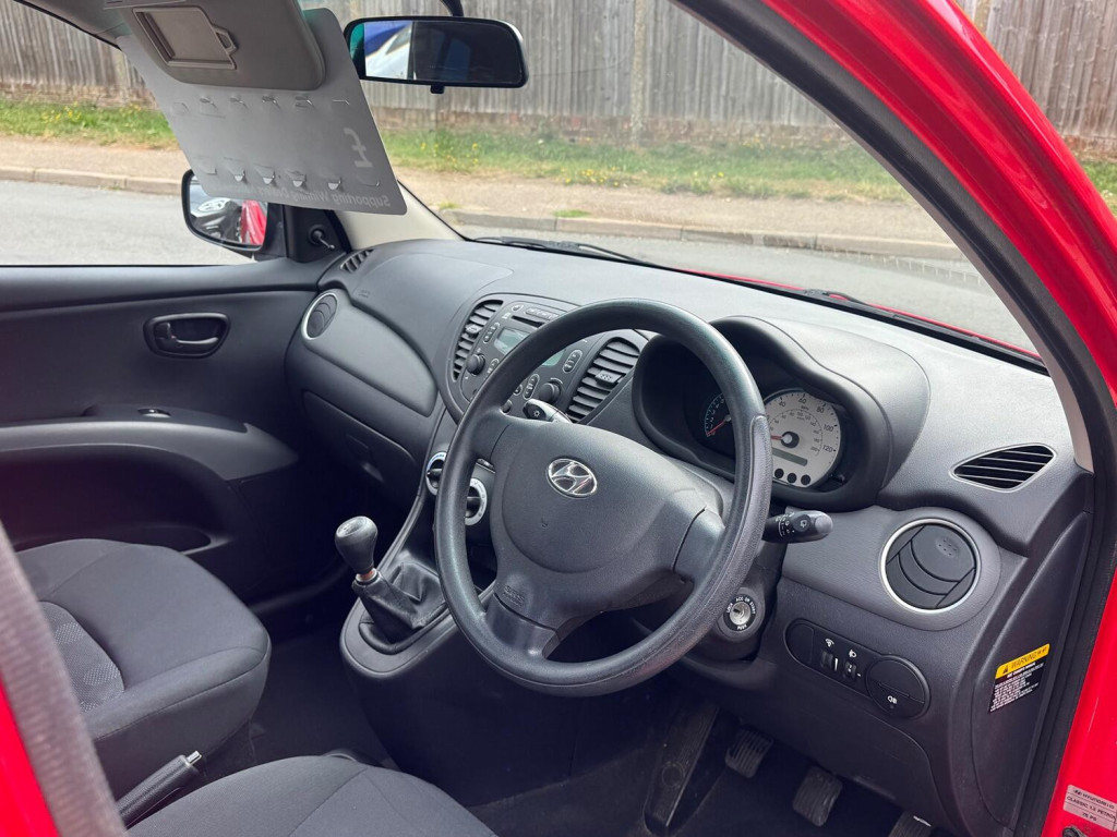 HYUNDAI I10