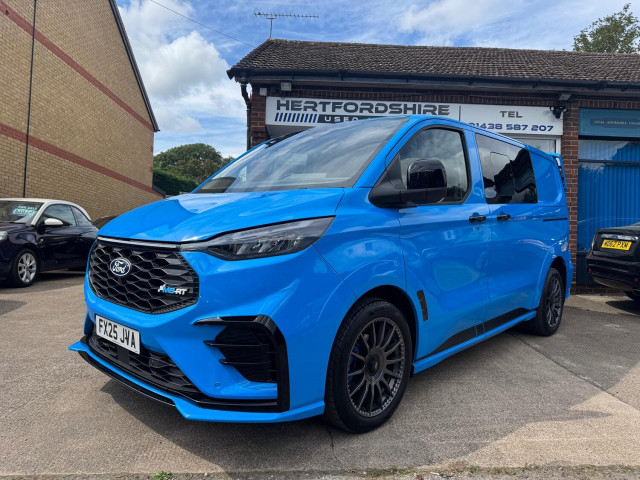 FORD TRANSIT CUSTOM Transit Custom V710 MS-RT DCiV 320 L1 65kWh 210kw / 285PS RWD 1 Speed Automatic