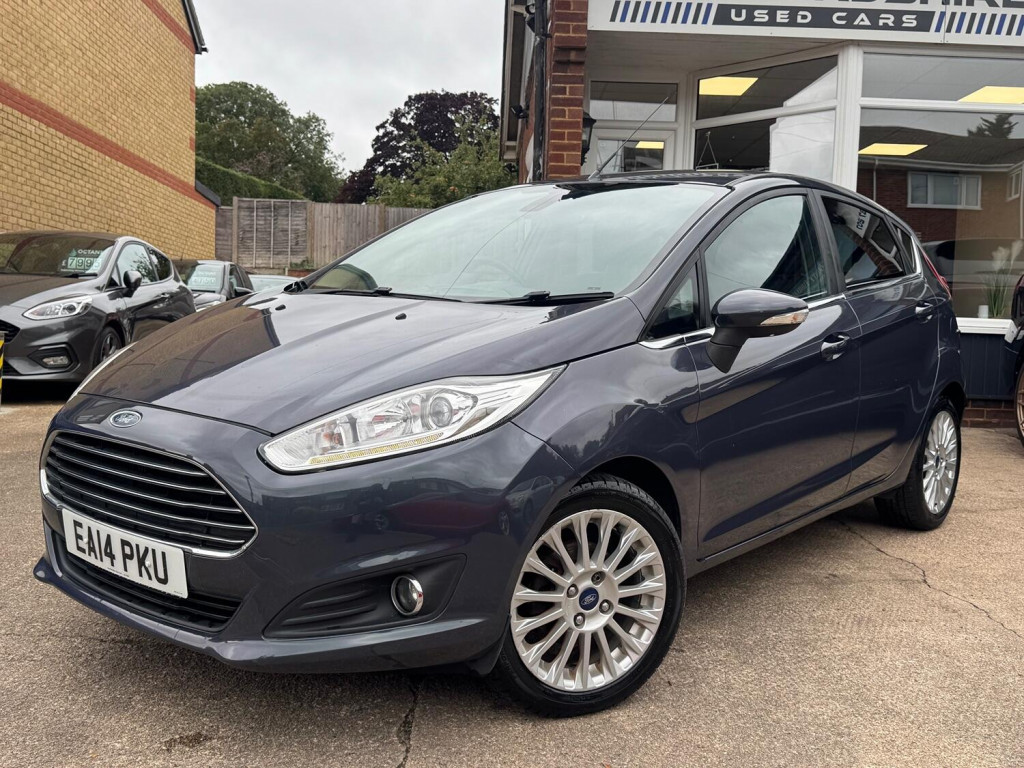 View FORD FIESTA 1.0 T EcoBoost Titanium
