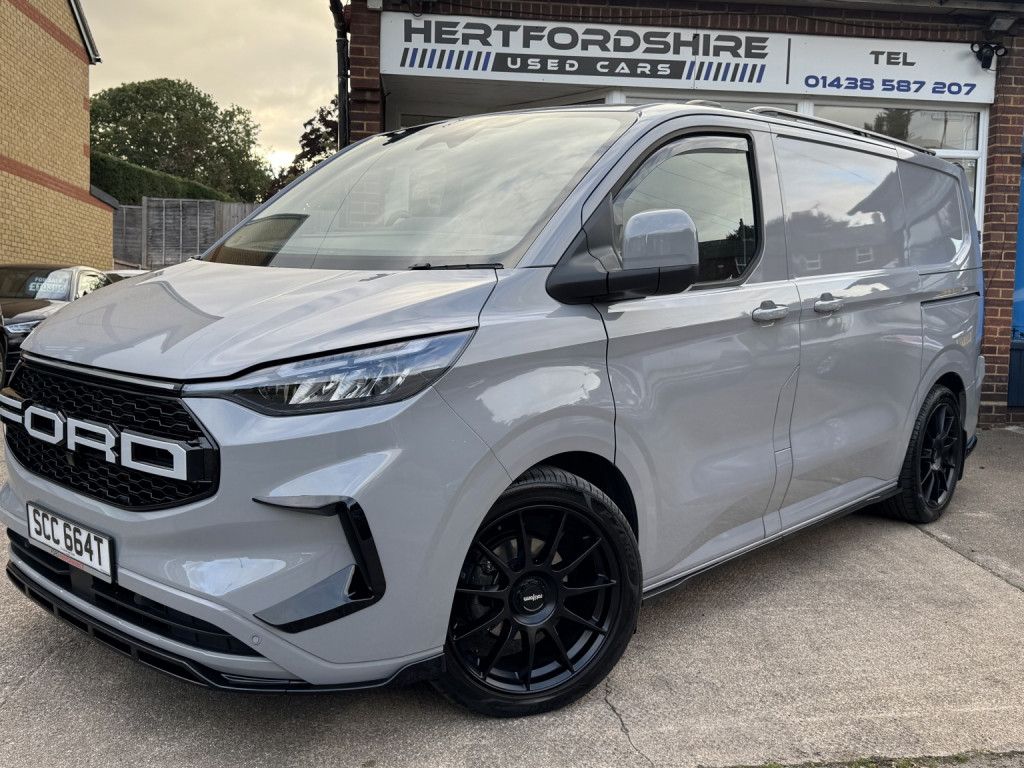View FORD TRANSIT CUSTOM 2.0 Transit Custom V710 Limited Van 320 L1 2.0L EcoBlue 170PS FWD 8 Speed Automatic