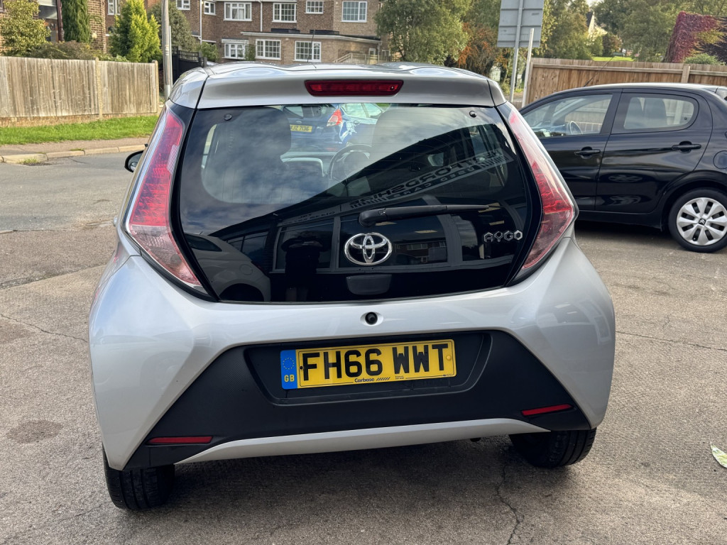 TOYOTA AYGO