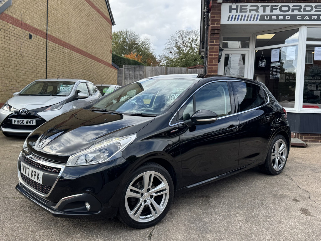 View PEUGEOT 208 1.2 PureTech GT Line