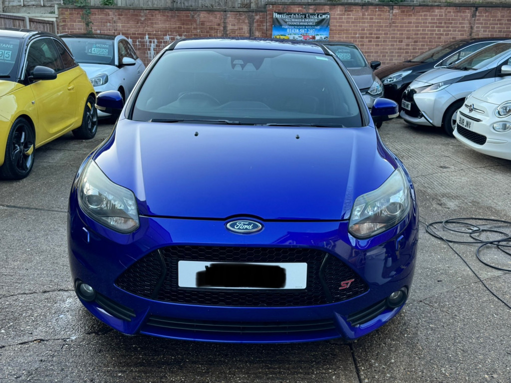 View FORD FOCUS 2.0 T EcoBoost ST-3