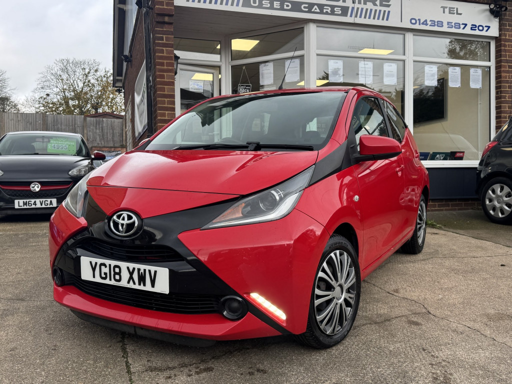 View TOYOTA AYGO 1.0 VVT-i x-play