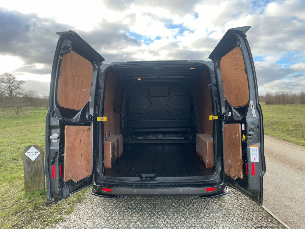 FORD TRANSIT CUSTOM