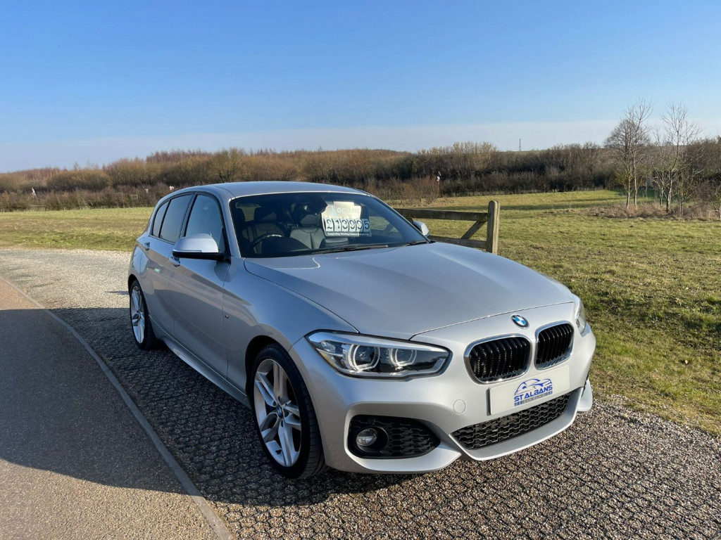BMW 1 SERIES