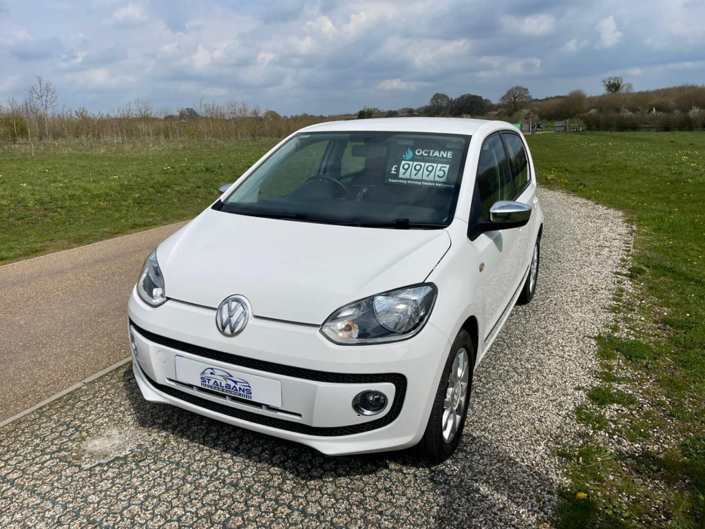 VOLKSWAGEN UP