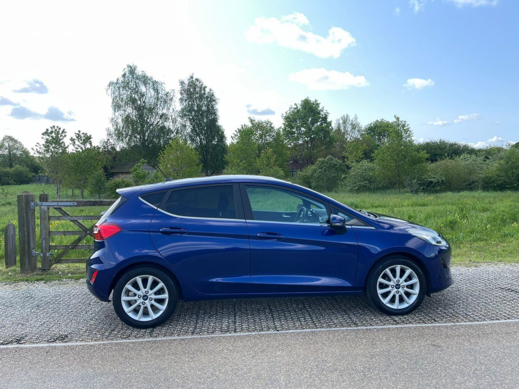FORD FIESTA