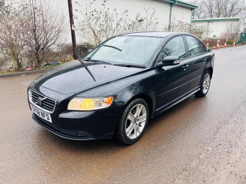 VOLVO S40