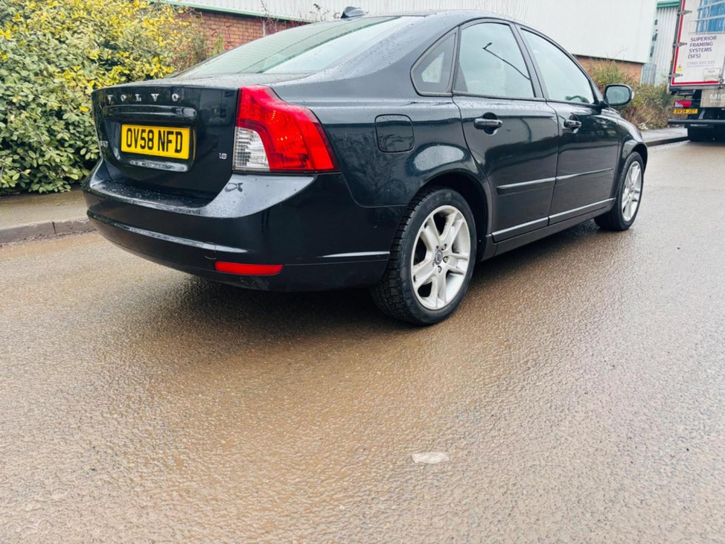 VOLVO S40