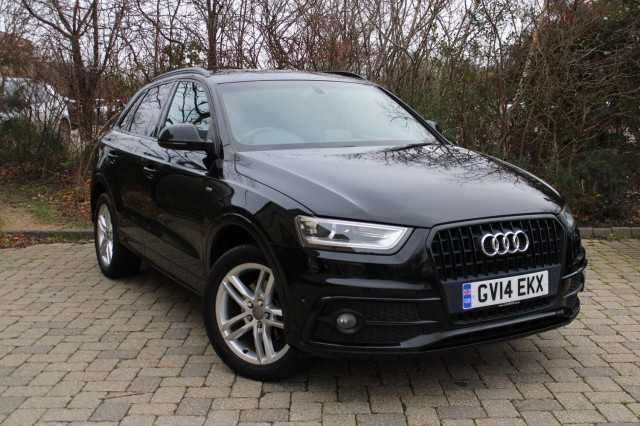 AUDI Q3