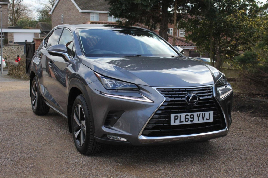 LEXUS NX