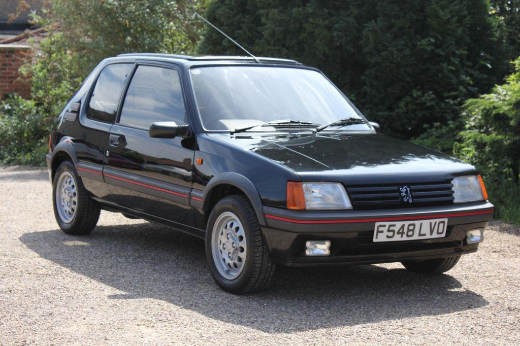 PEUGEOT 205