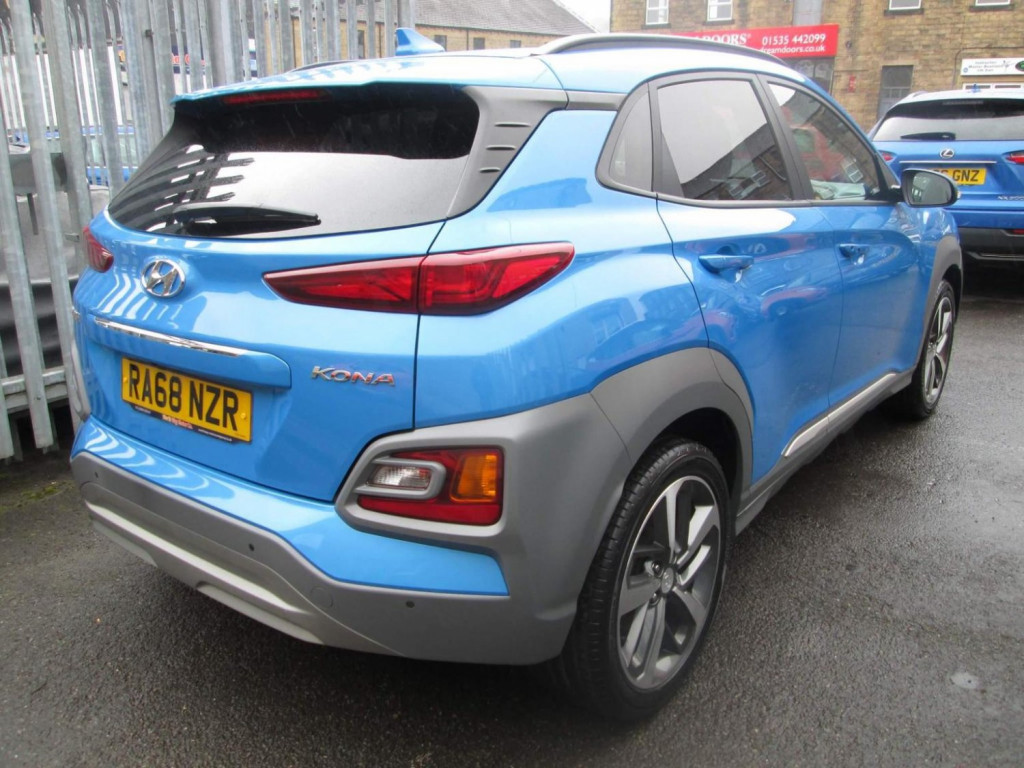HYUNDAI KONA