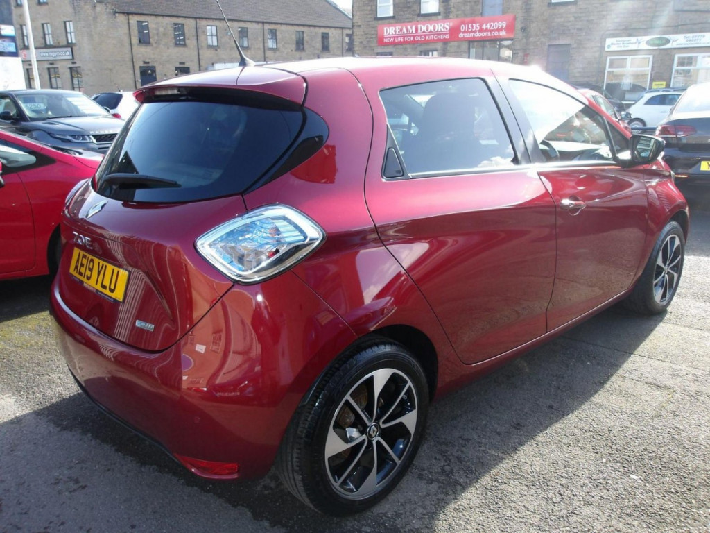 RENAULT ZOE