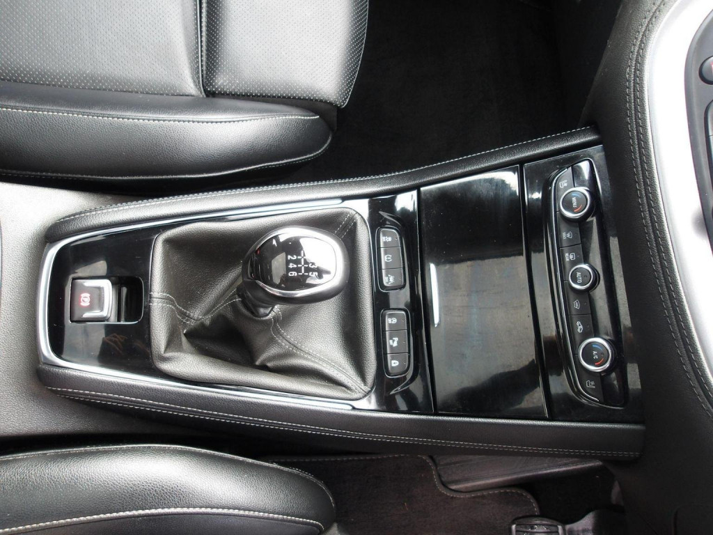 VAUXHALL GRANDLAND X