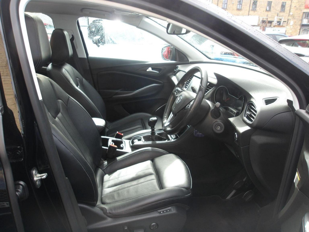 VAUXHALL GRANDLAND X