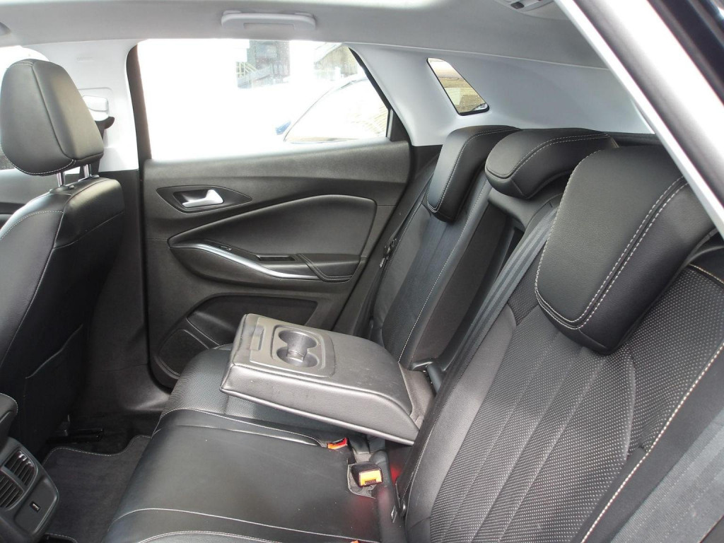 VAUXHALL GRANDLAND X