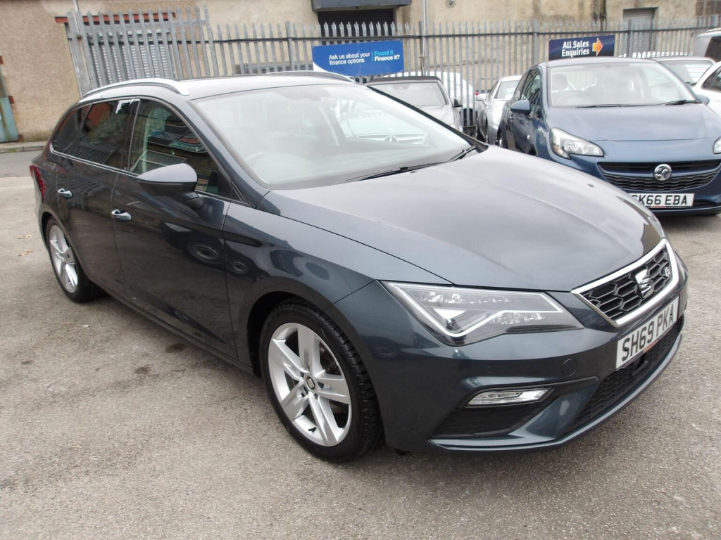 SEAT LEON
