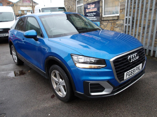 AUDI Q2