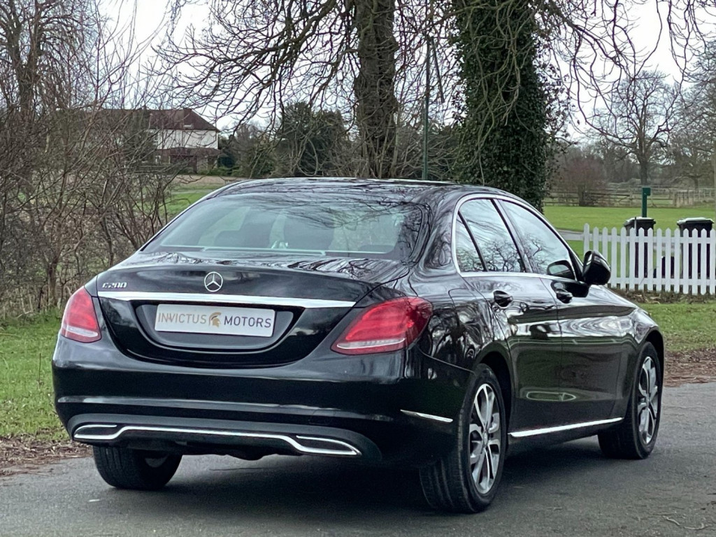 MERCEDES-BENZ C CLASS