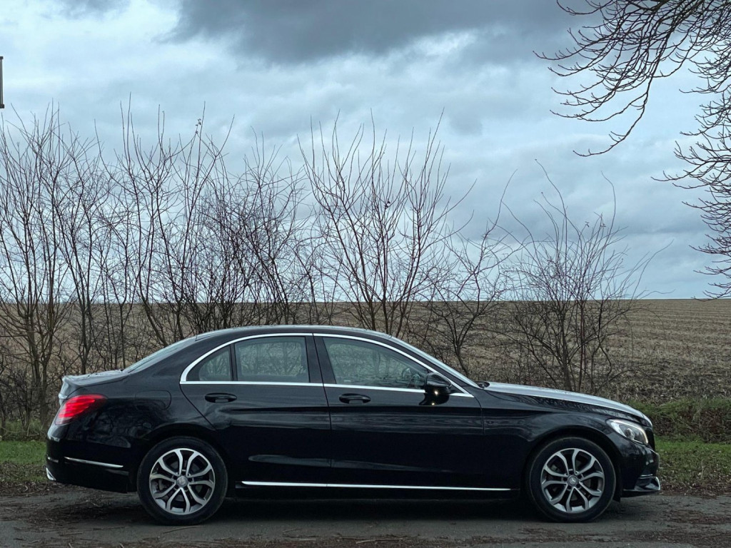 MERCEDES-BENZ C CLASS