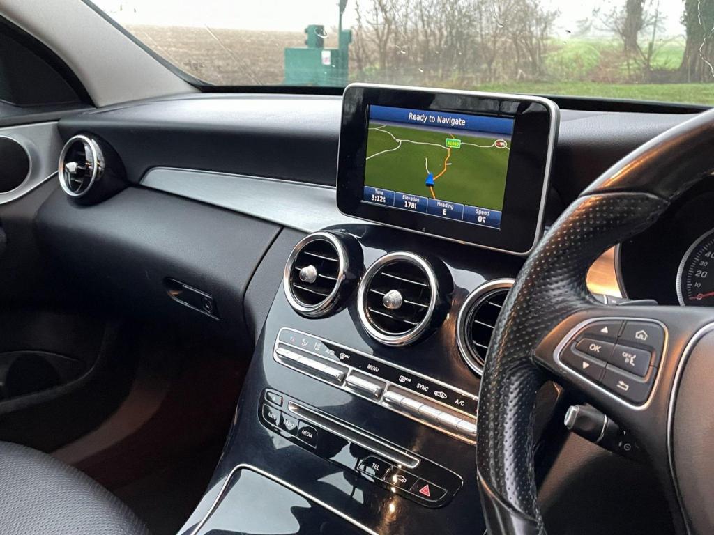 MERCEDES-BENZ C CLASS