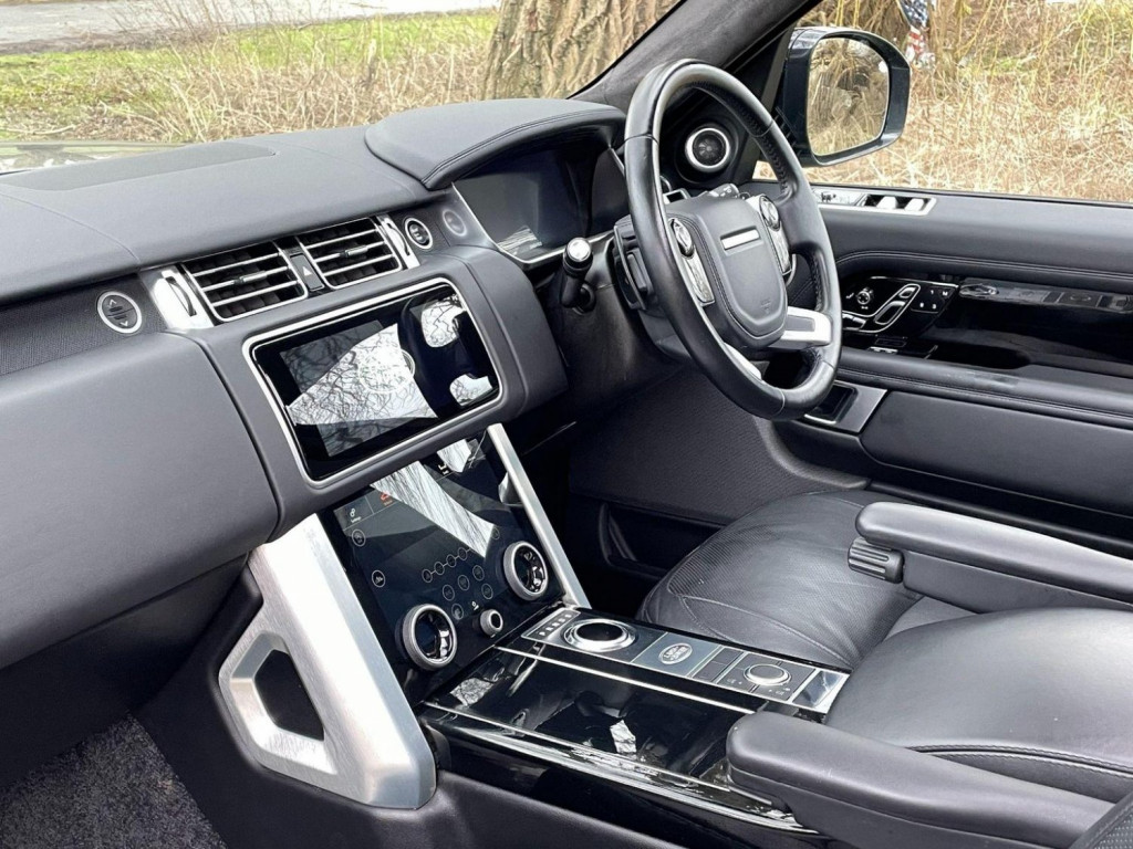 LAND ROVER RANGE ROVER