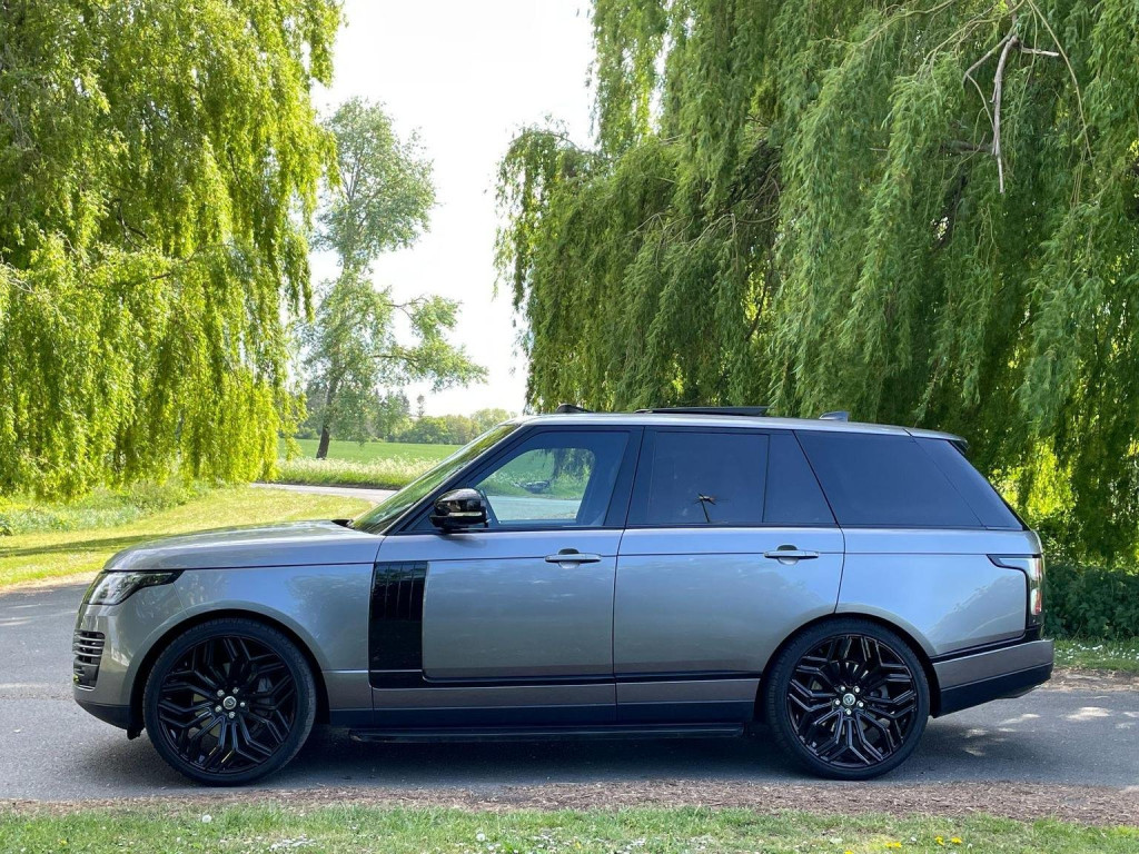LAND ROVER RANGE ROVER
