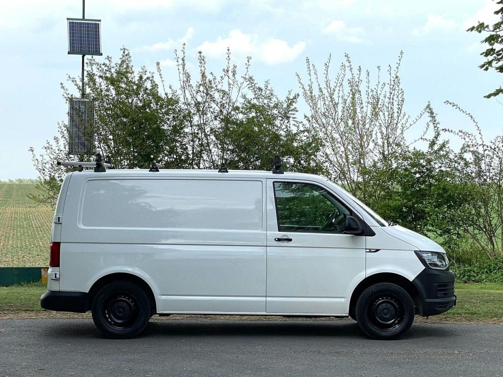 VOLKSWAGEN TRANSPORTER