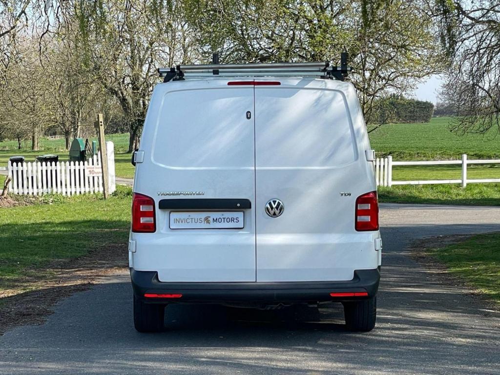 VOLKSWAGEN TRANSPORTER