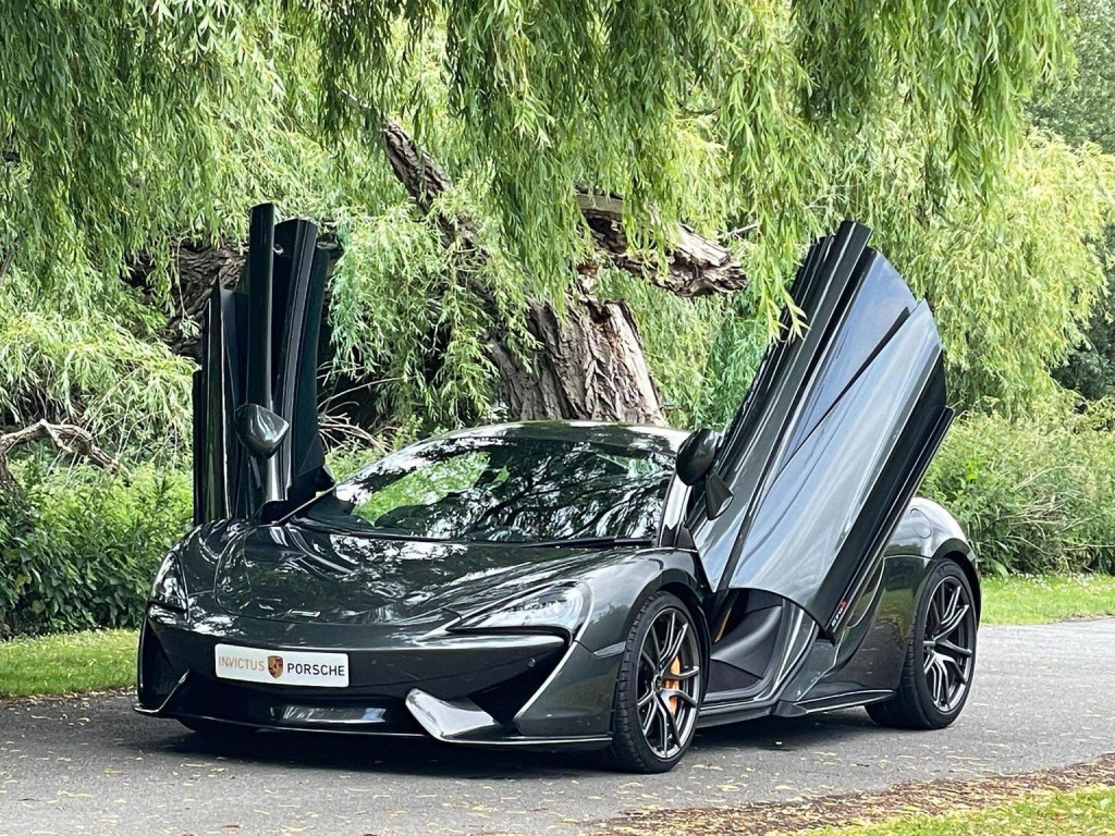 MCLAREN 570S