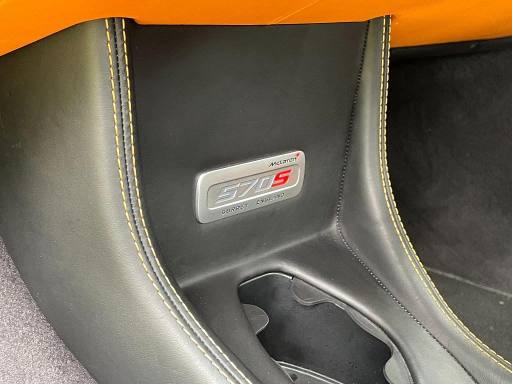 MCLAREN 570S