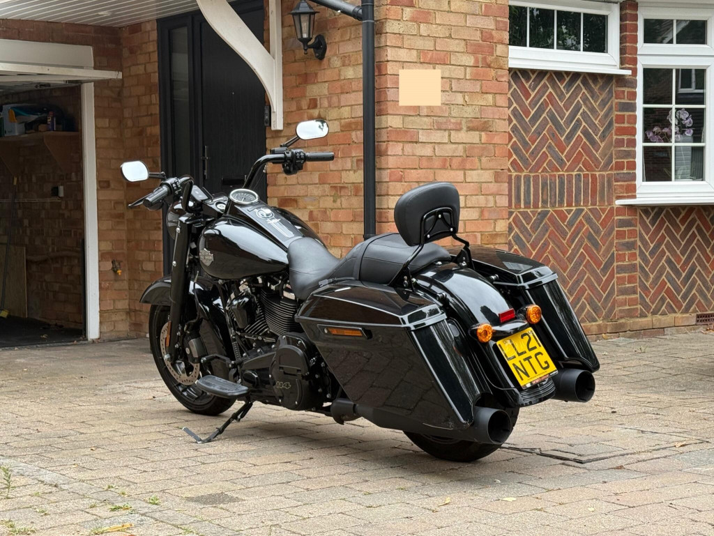 HARLEY-DAVIDSON Touring
