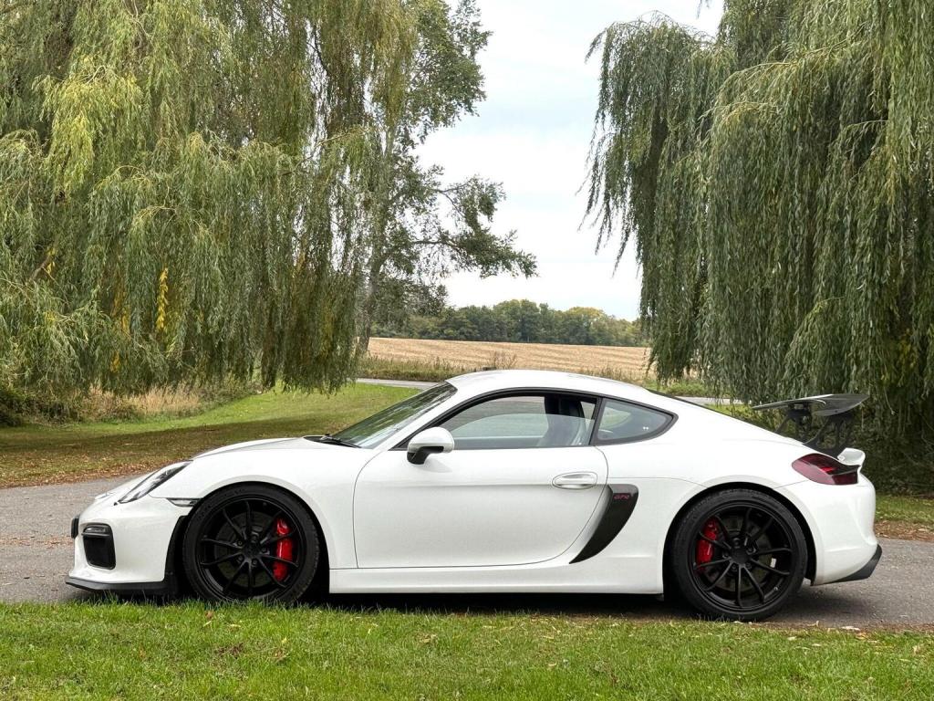 PORSCHE CAYMAN