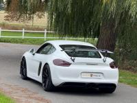 PORSCHE CAYMAN