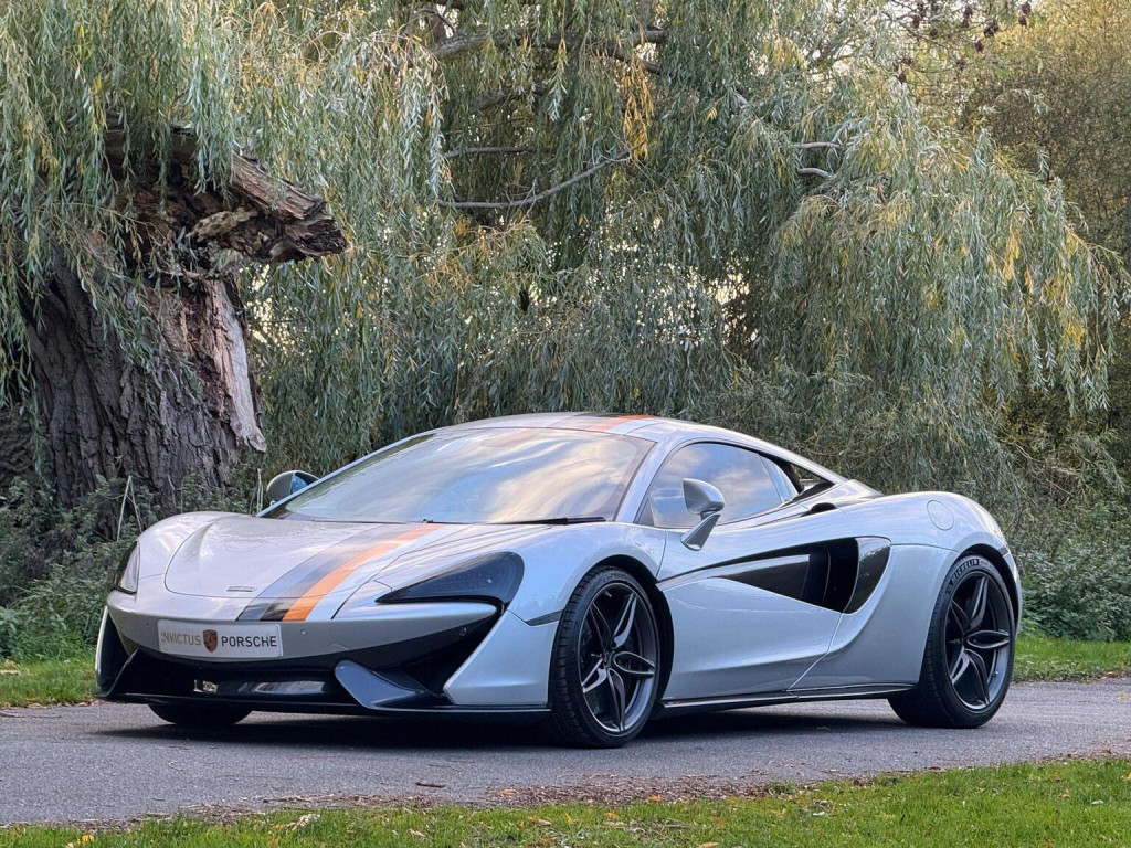 MCLAREN 570S