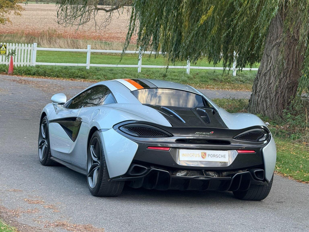 MCLAREN 570S
