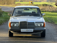 MERCEDES-BENZ 230